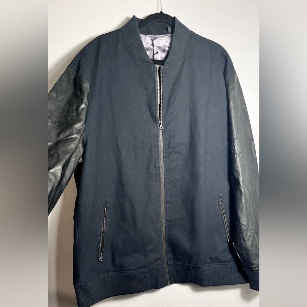 Five Four Club  black Rochelle zip up pin jacket faux leather sleeve size 2XL